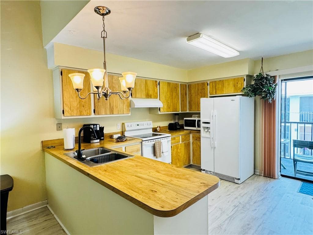 4903 Vincennes ST 212-6