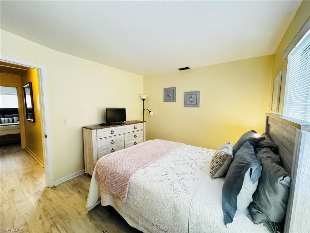 4903 Vincennes ST 212-12