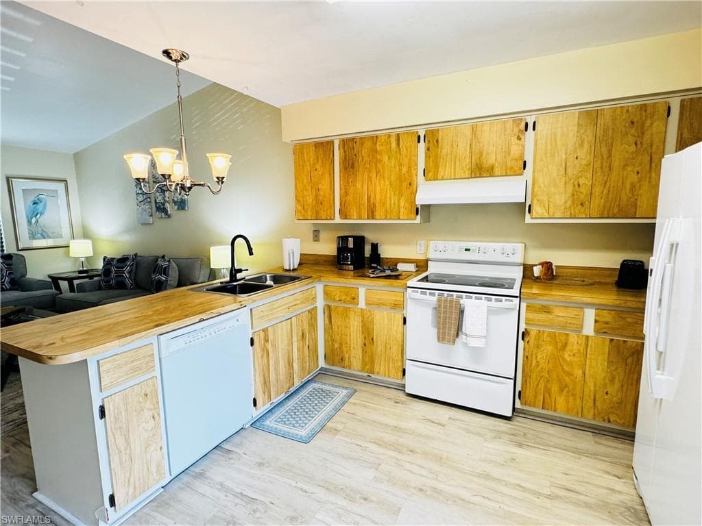 4903 Vincennes ST 212-7