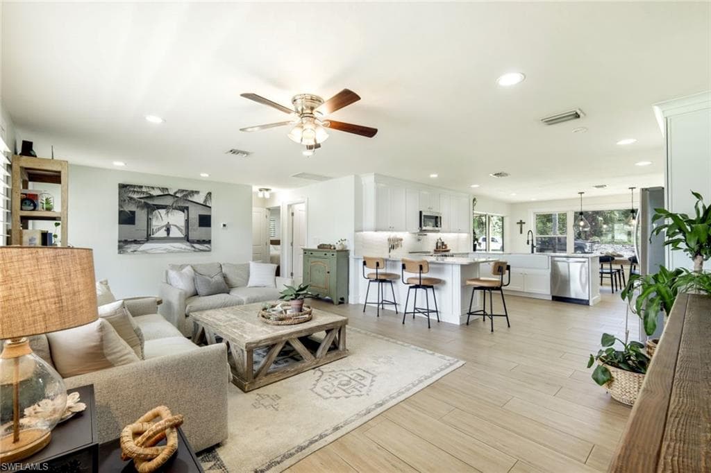 20621 Pine Tree LN-4
