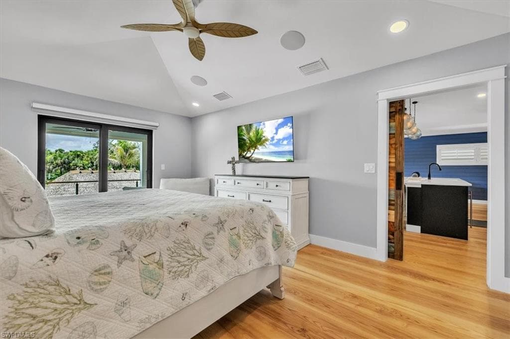 9470 Colony DR-21