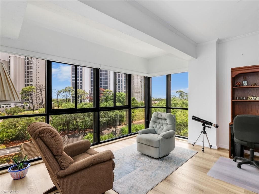 201 Arbor Lake DR 2-501-2