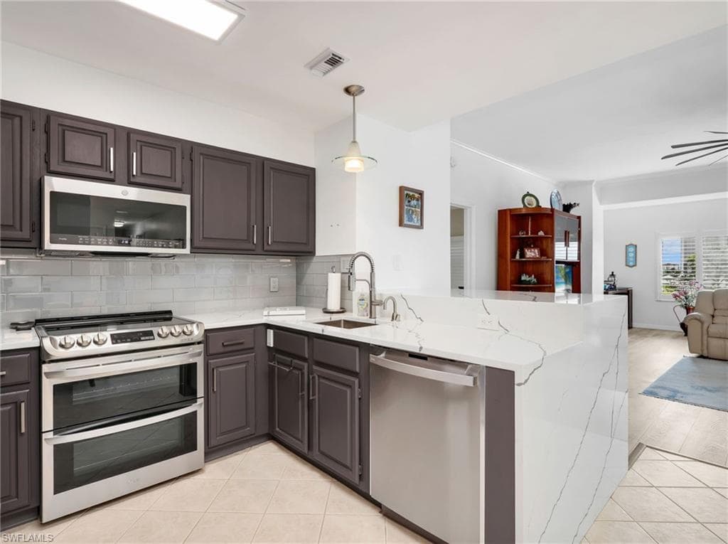 201 Arbor Lake DR 2-501-3