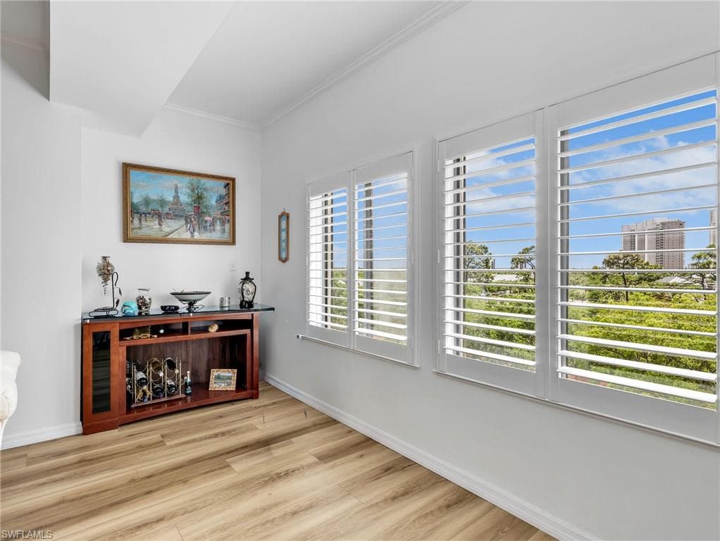 201 Arbor Lake DR 2-501-10