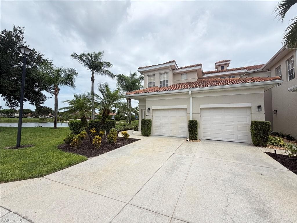 3062 Driftwood WAY 4301-14