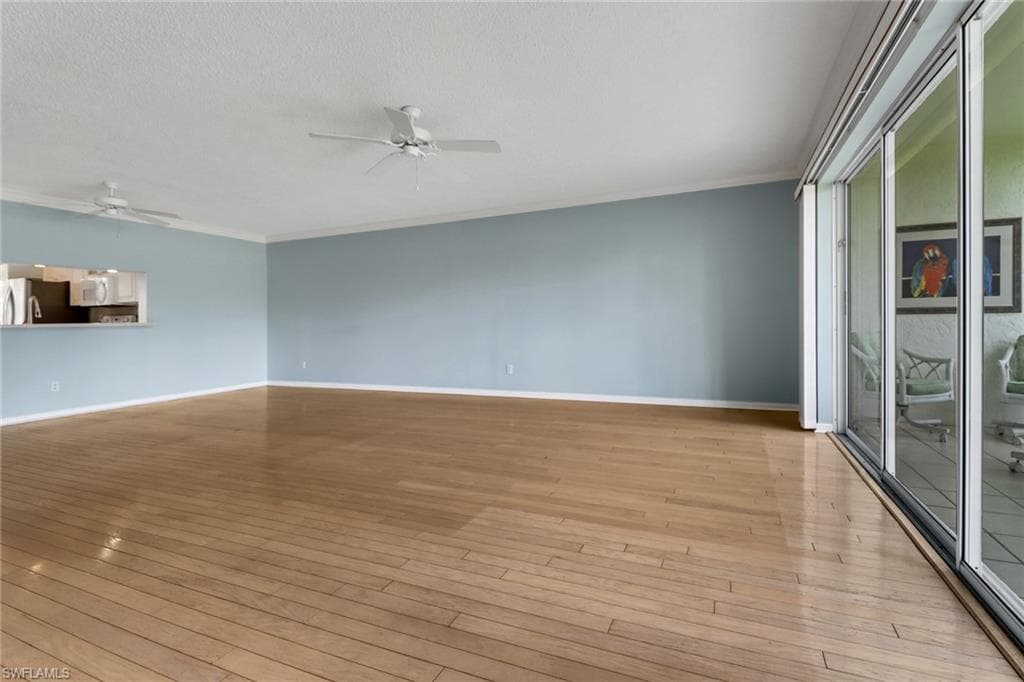 4556 Andover WAY E106-7