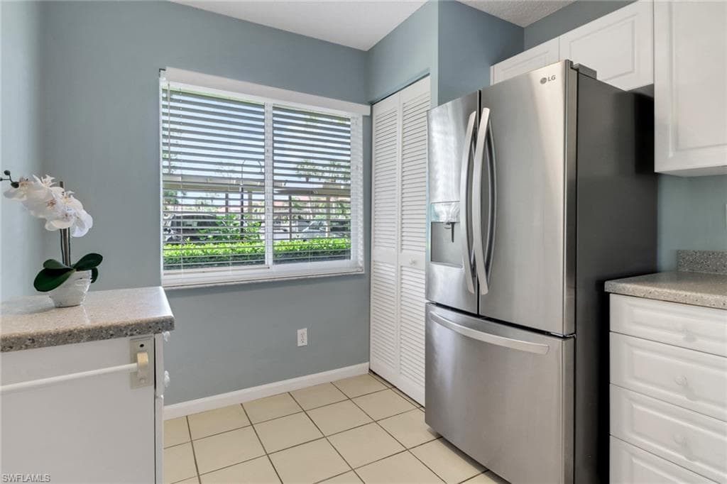4556 Andover WAY E106-11