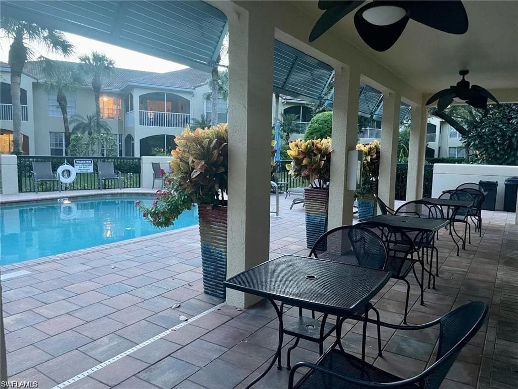 56 Silver Oaks CIR 102-8