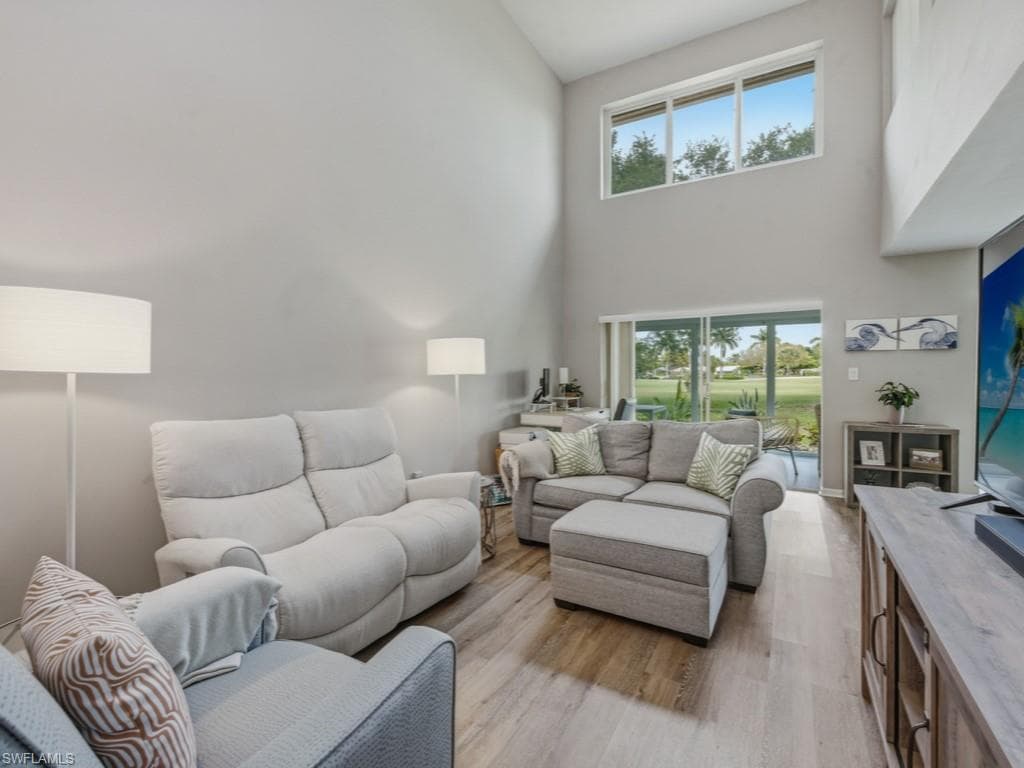 438 Bristle Cone LN 20-6