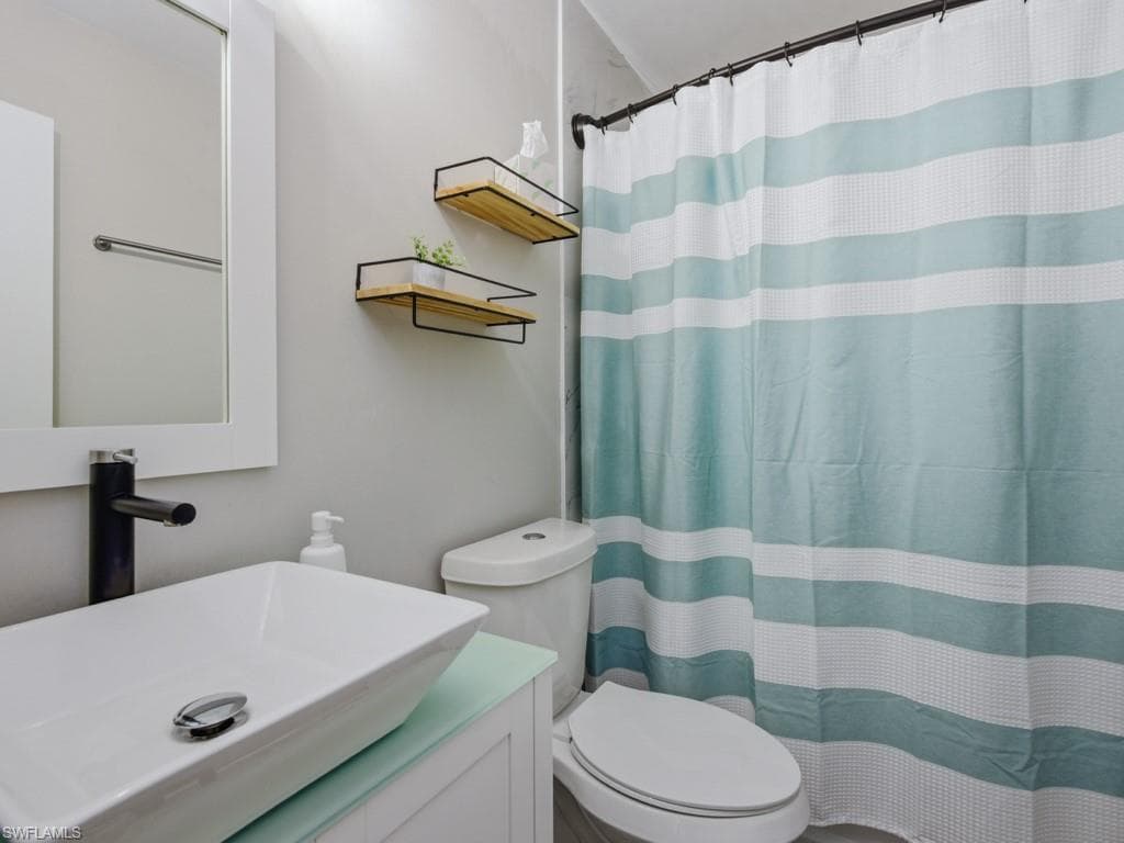 438 Bristle Cone LN 20-14