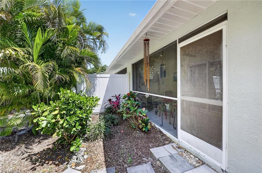 5520 Phillips ST-33
