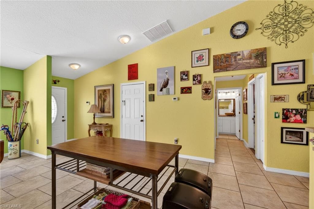 5520 Phillips ST-15