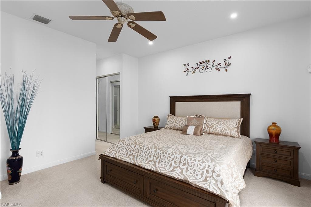 7983 Valentina CT-17