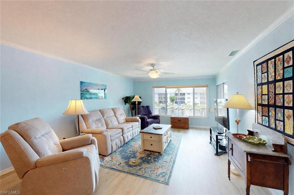 4229 SE 19th PL 2E-15