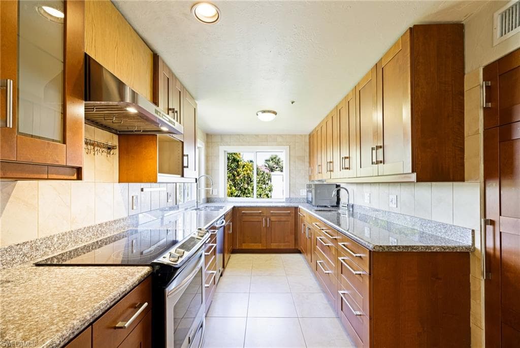 3968 Aloha LN-12