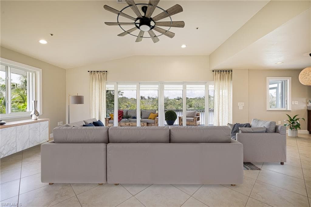 3968 Aloha LN-9