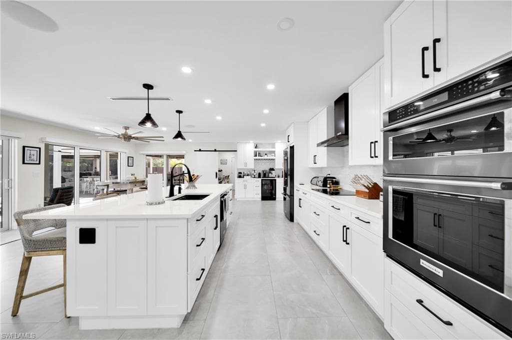 1574 Ricardo AVE-36