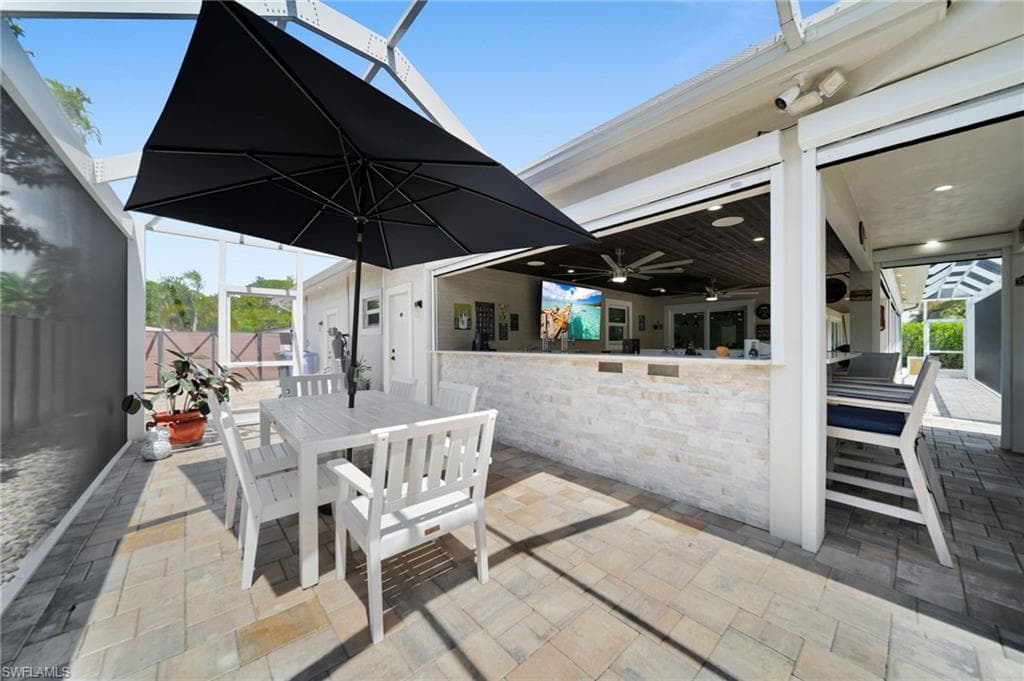 1574 Ricardo AVE-43