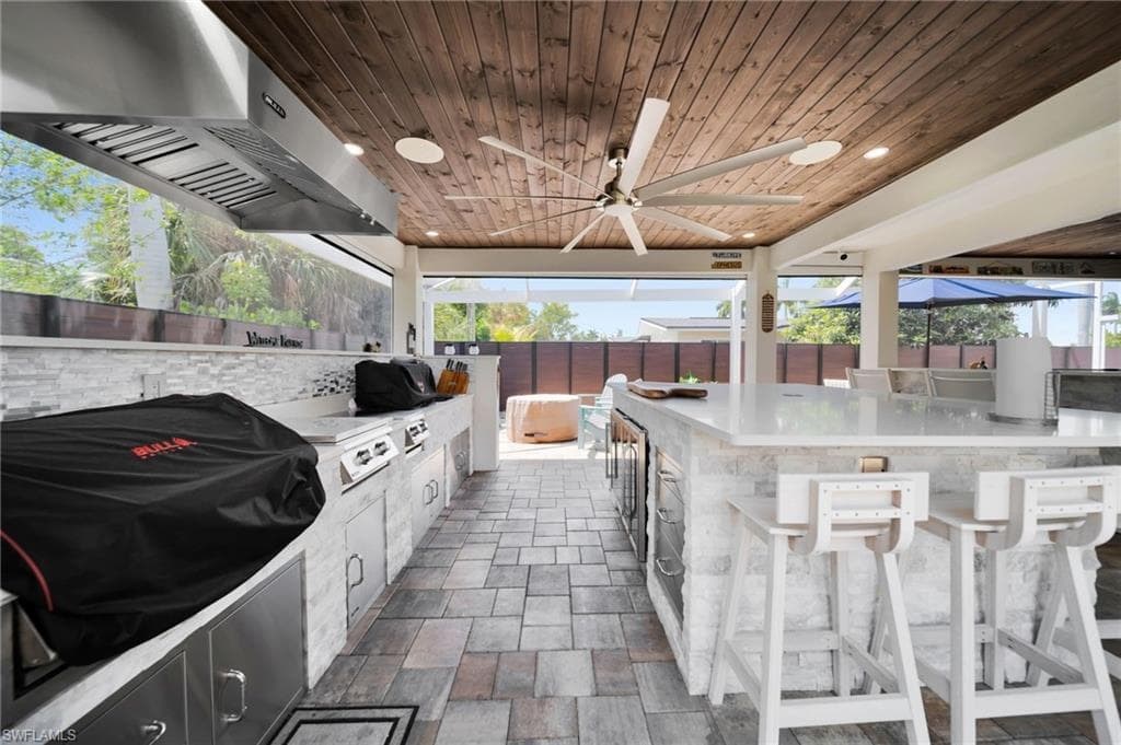 1574 Ricardo AVE-39