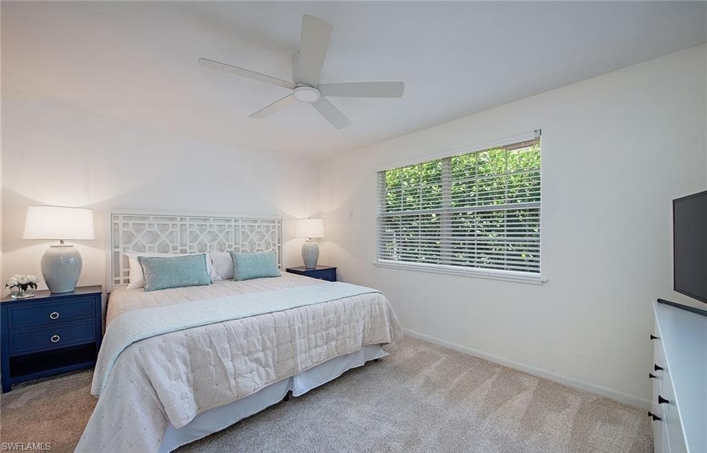 1281 Diana AVE-12