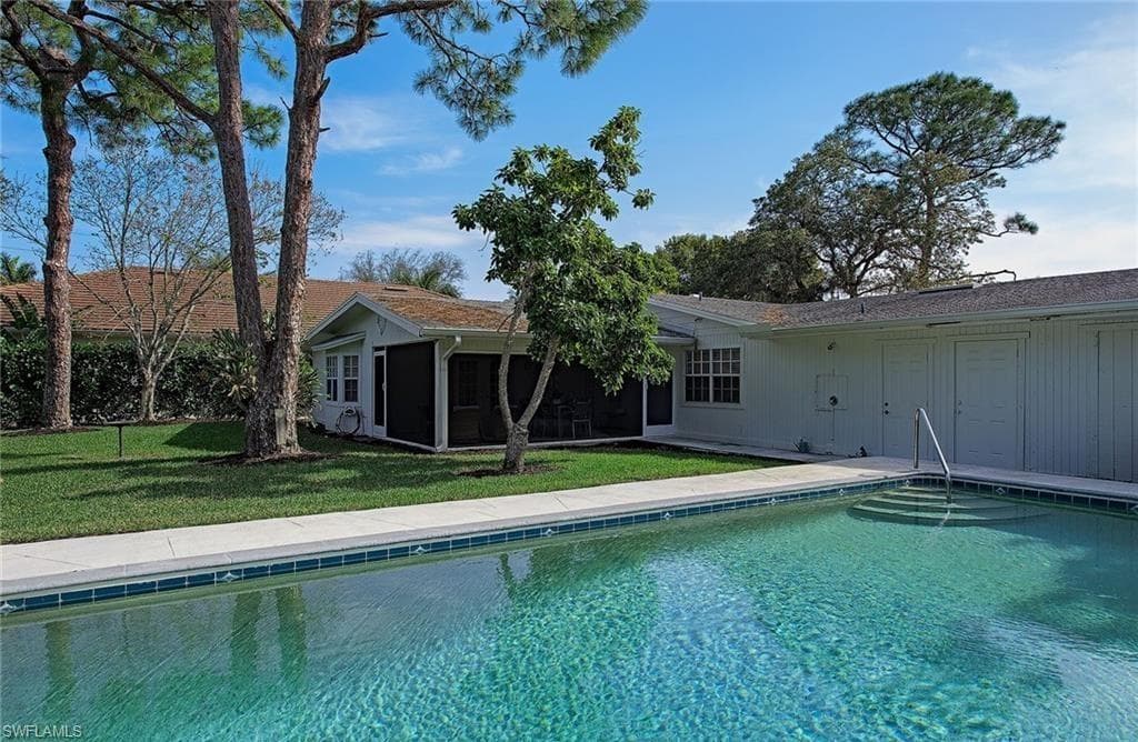 1281 Diana AVE-3