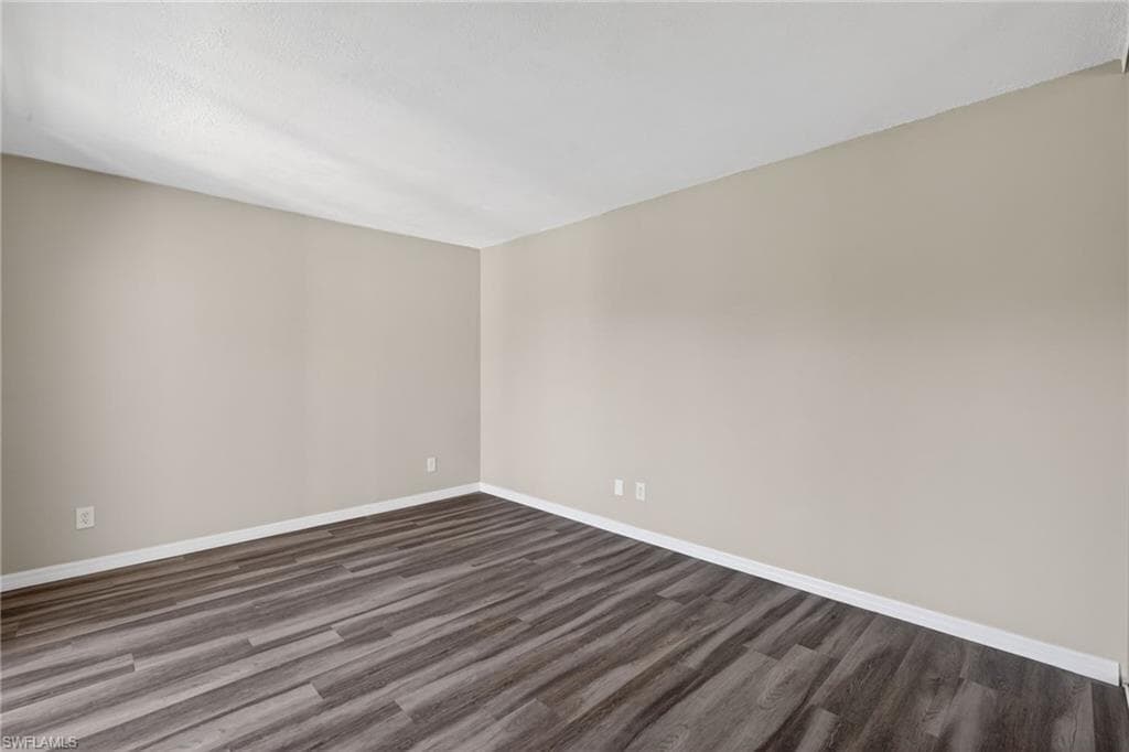 5576 Malt DR 4-17