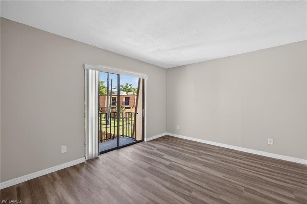 5576 Malt DR 4-22