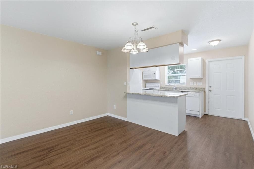 5257 Leeds RD-9