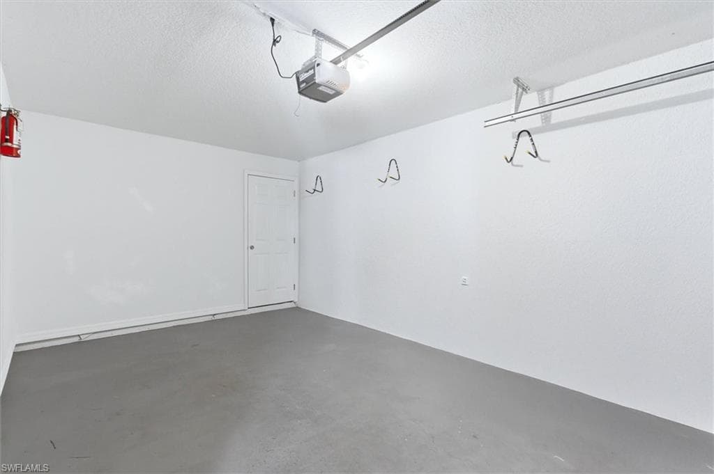 5257 Leeds RD-24