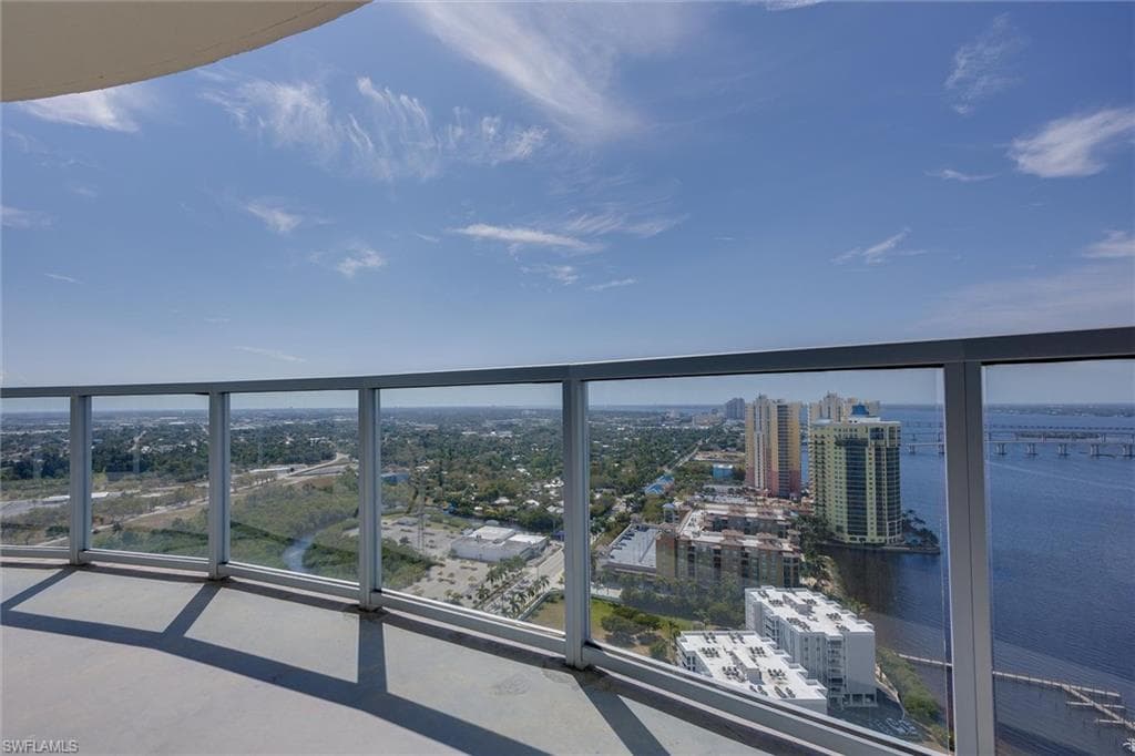 3000 GRAND OASIS LPH1-16