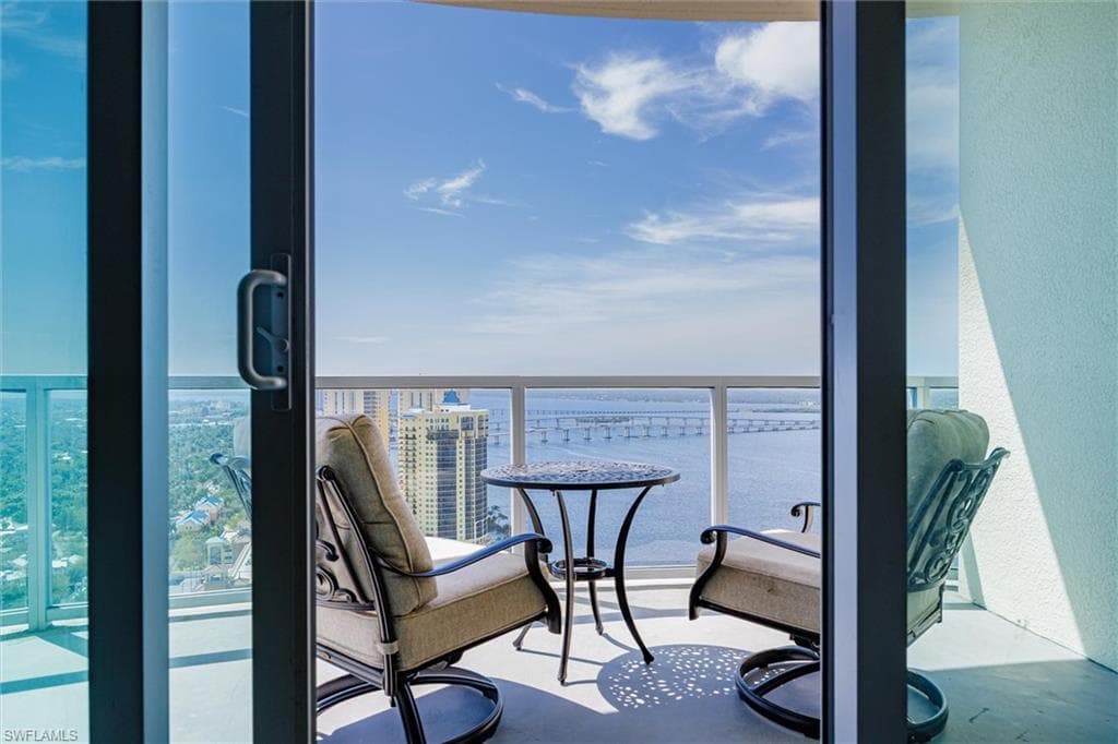 3000 GRAND OASIS LPH1-7