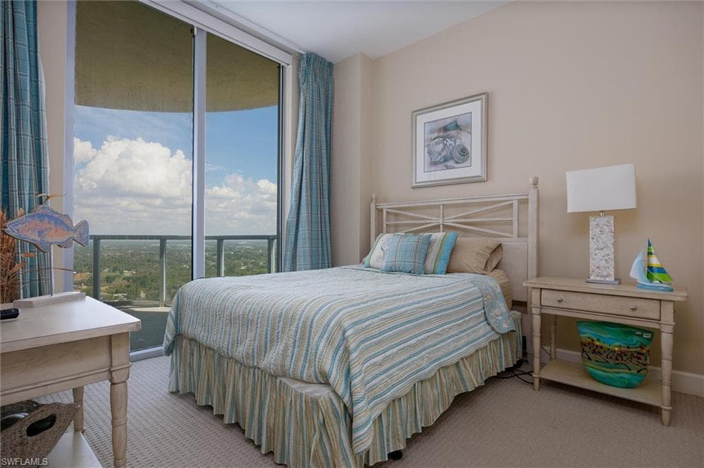 3000 GRAND OASIS LPH1-20