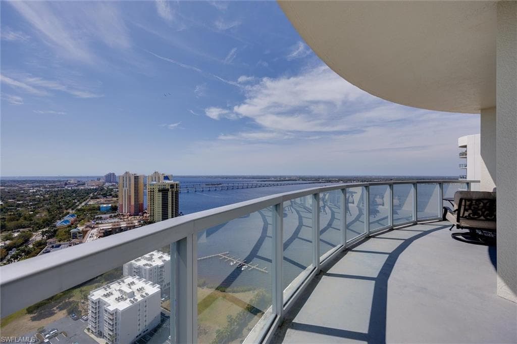 3000 GRAND OASIS LPH1-15