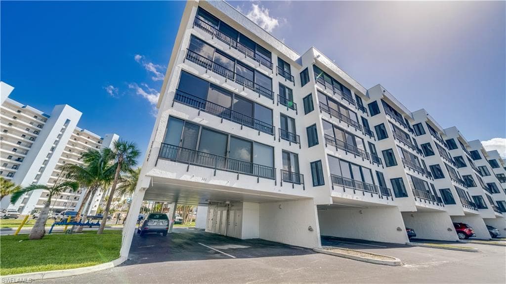 15010 Punta Rassa RD 301-32