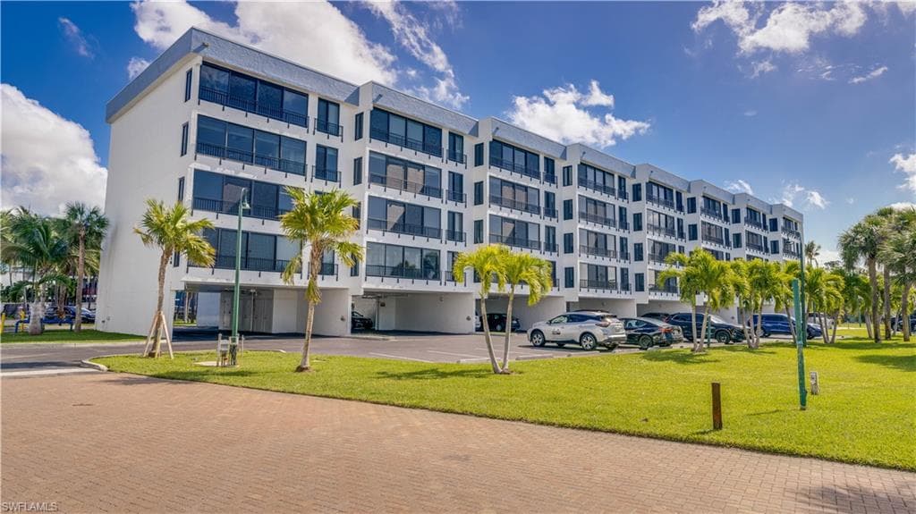 15010 Punta Rassa RD 301-33