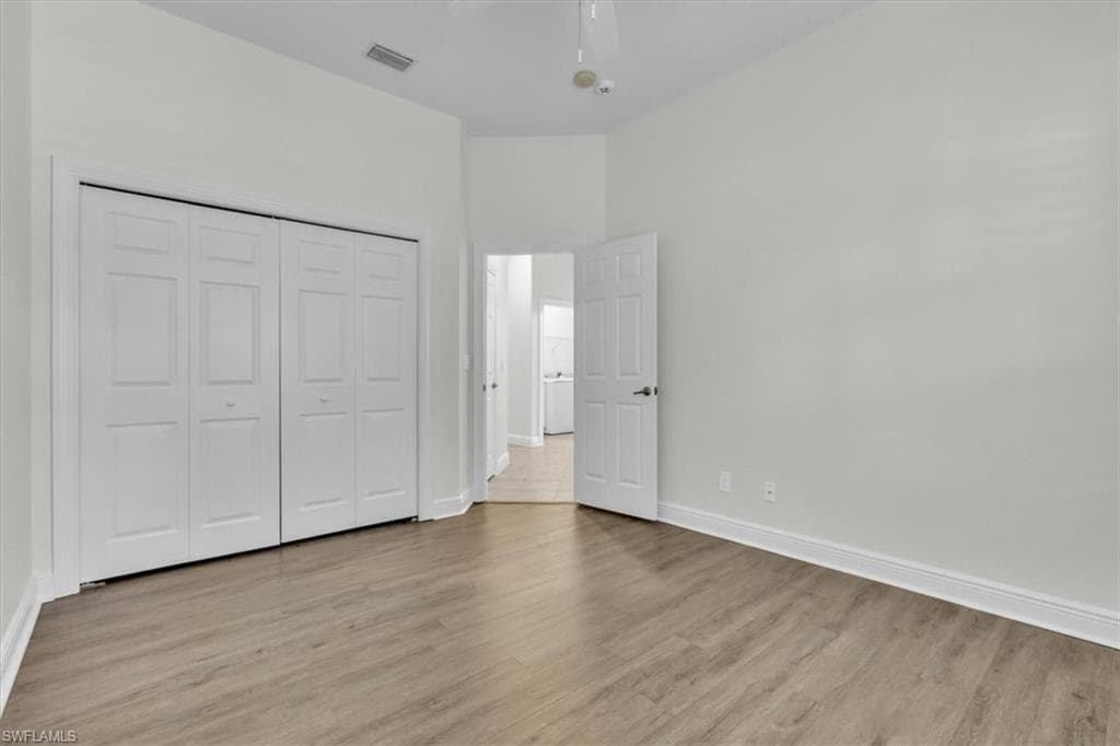 837 Vistana CIR 20-24