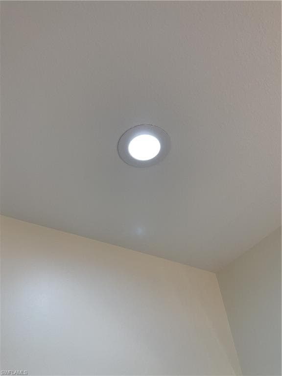837 Vistana CIR 20-35
