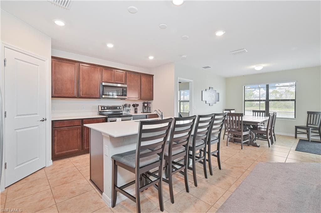 10792 Firebush CIR-10