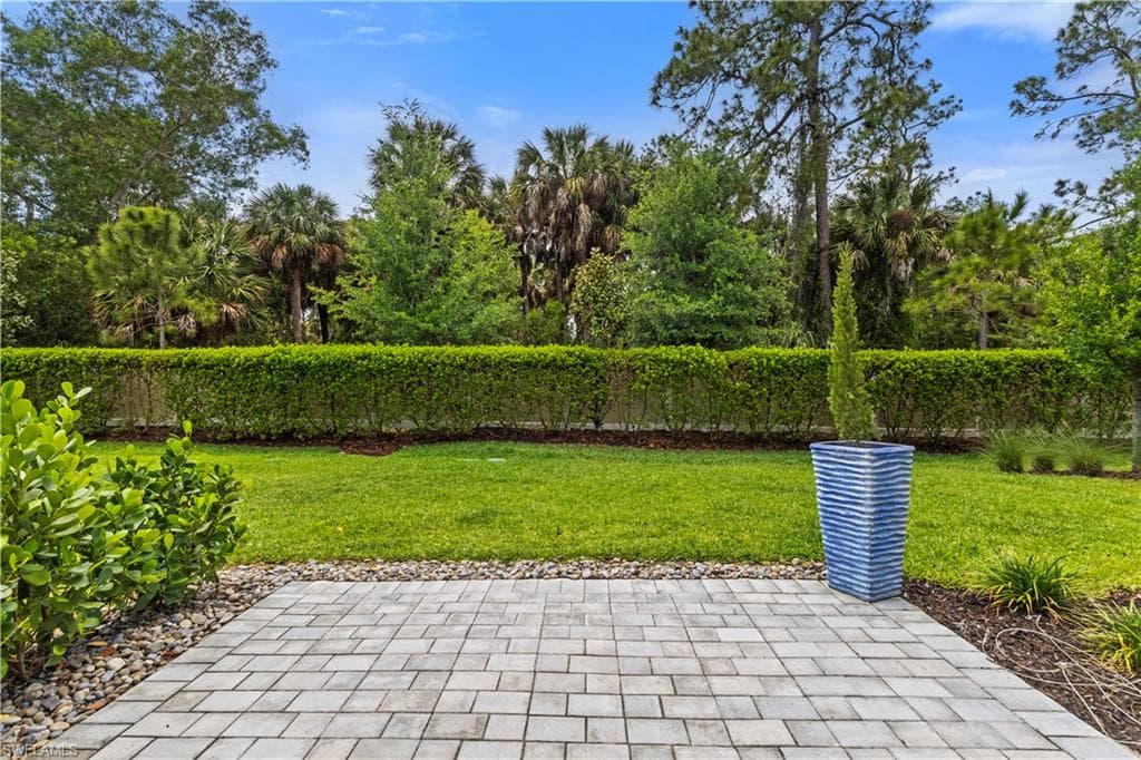 10475 Ventana LN-22