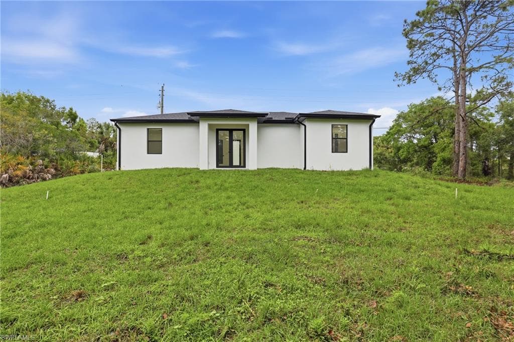 669 Windermere DR-42