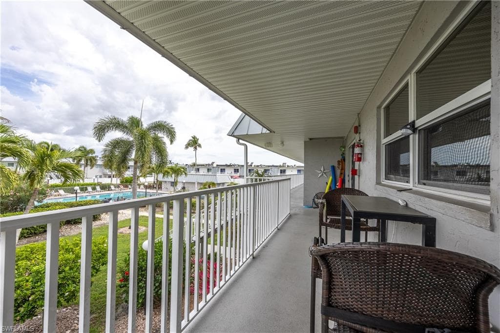 6777 Winkler RD 236-17