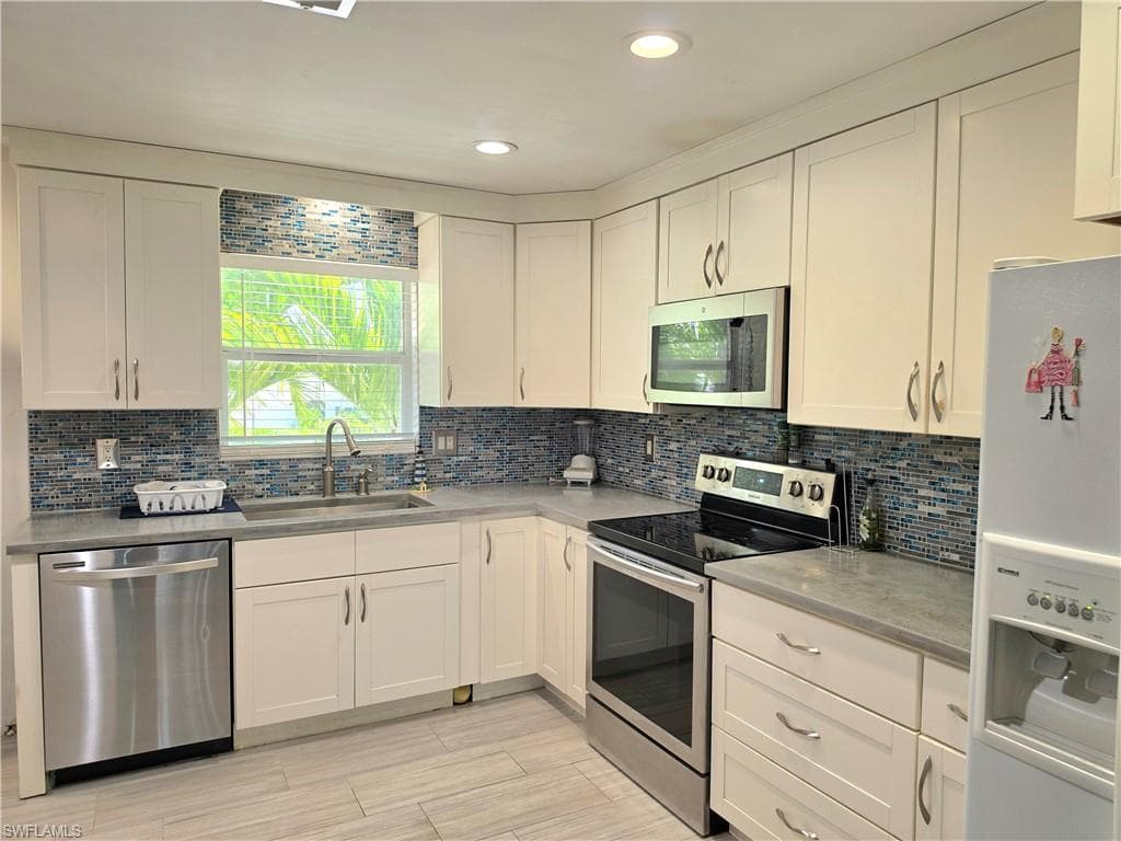 6777 Winkler RD 236-3