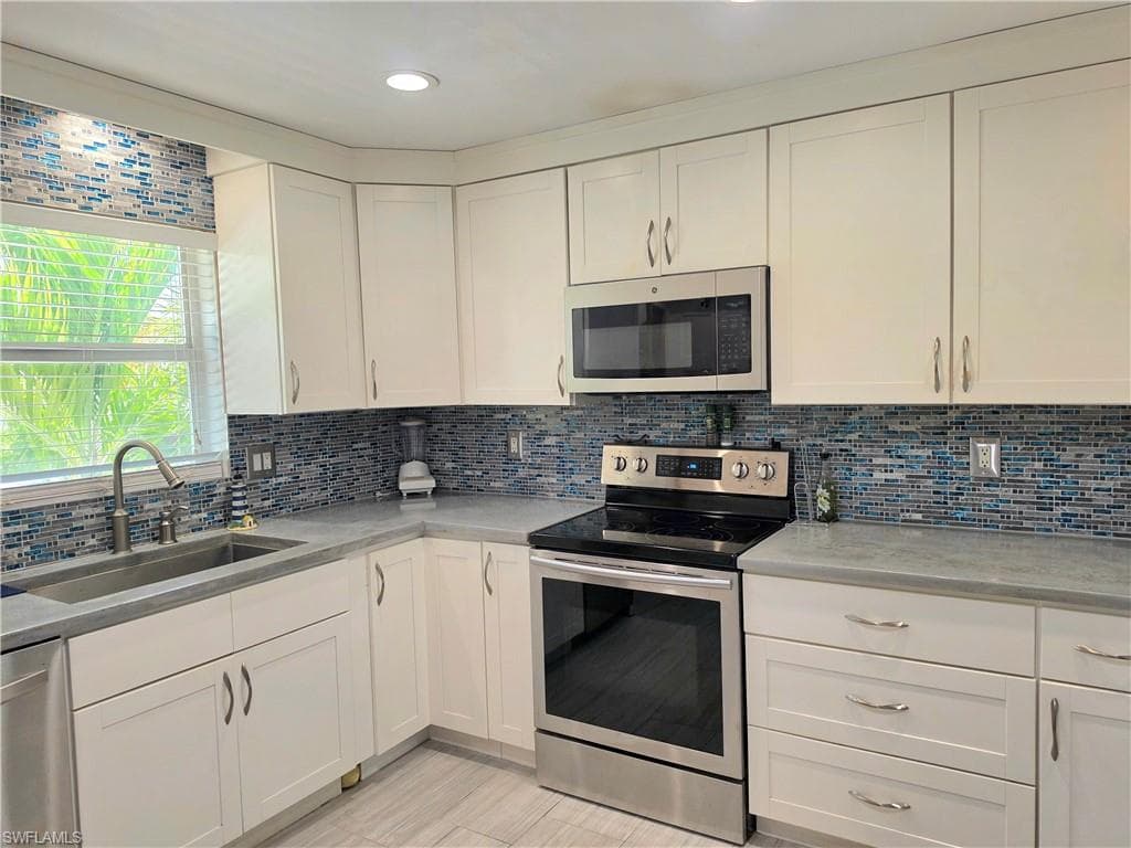 6777 Winkler RD 236-5