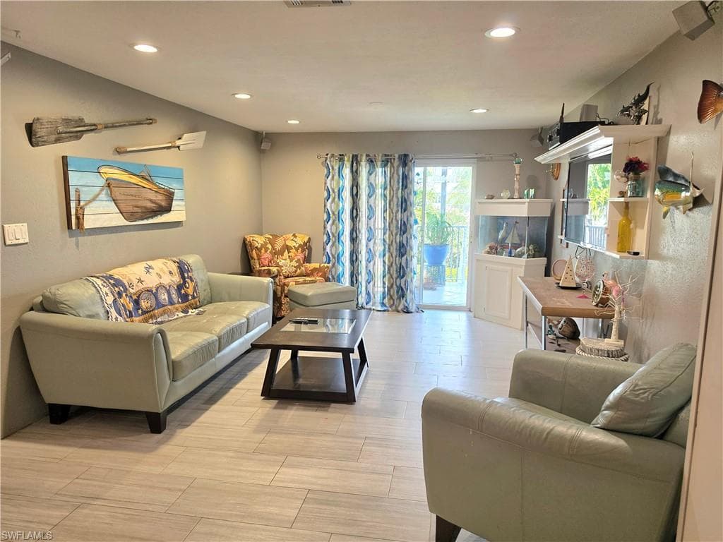 6777 Winkler RD 236-9