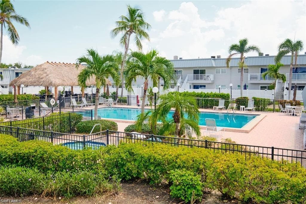 6777 Winkler RD 236-25