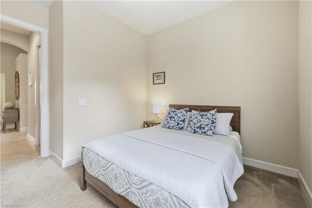 7932 Princeton DR-27