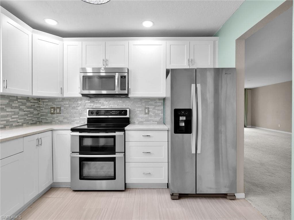 1494 Trafalgar LN C-6