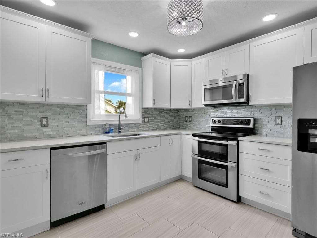 1494 Trafalgar LN C-5