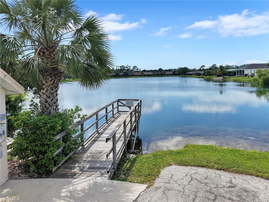 1494 Trafalgar LN C-30