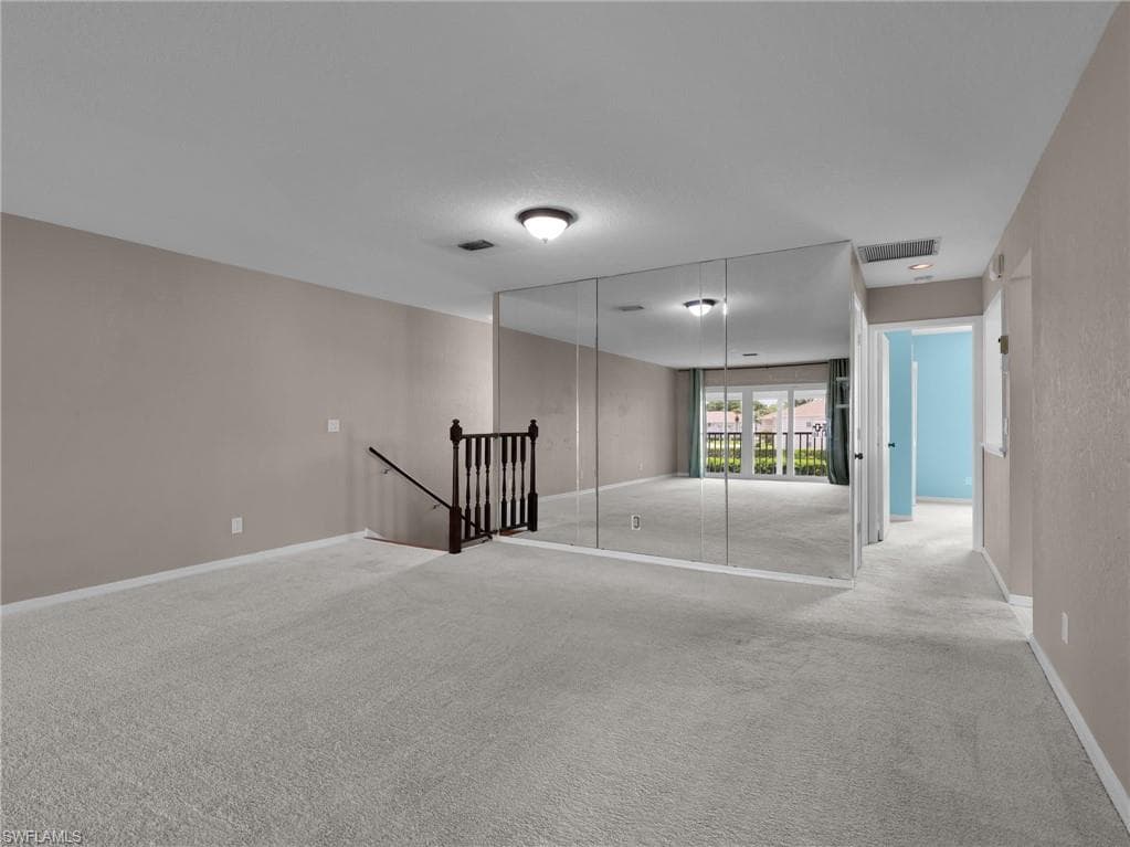 1494 Trafalgar LN C-10